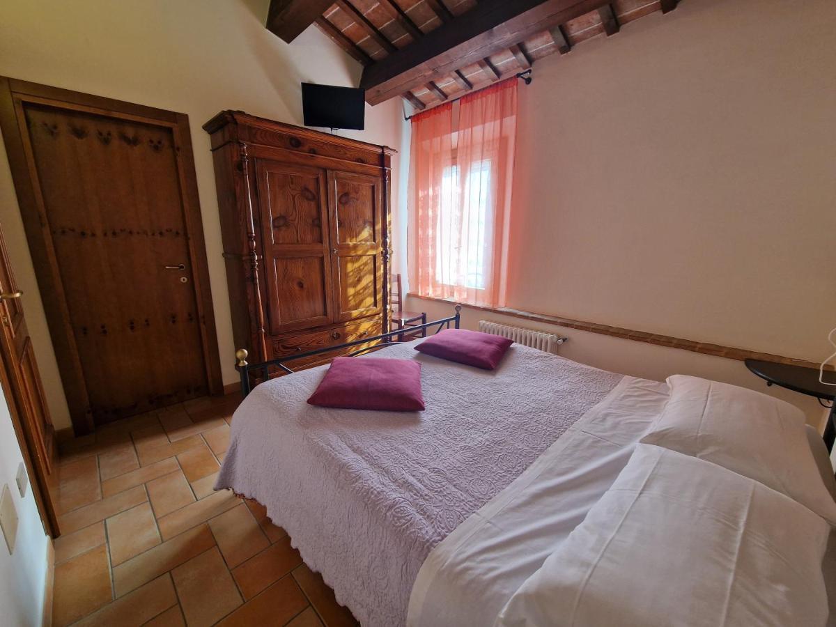 Agriturismo E Cantina La Sabbiona Faenza Exterior foto