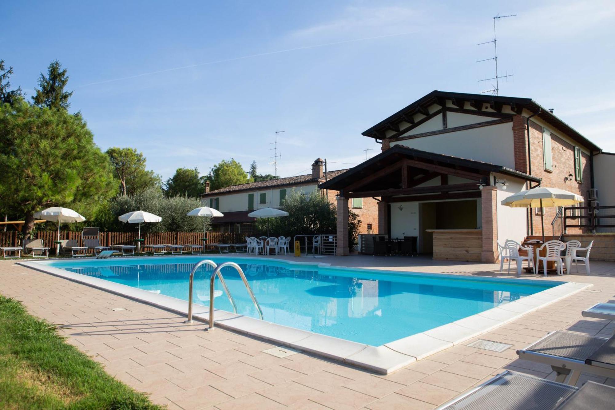 Agriturismo E Cantina La Sabbiona Faenza Exterior foto